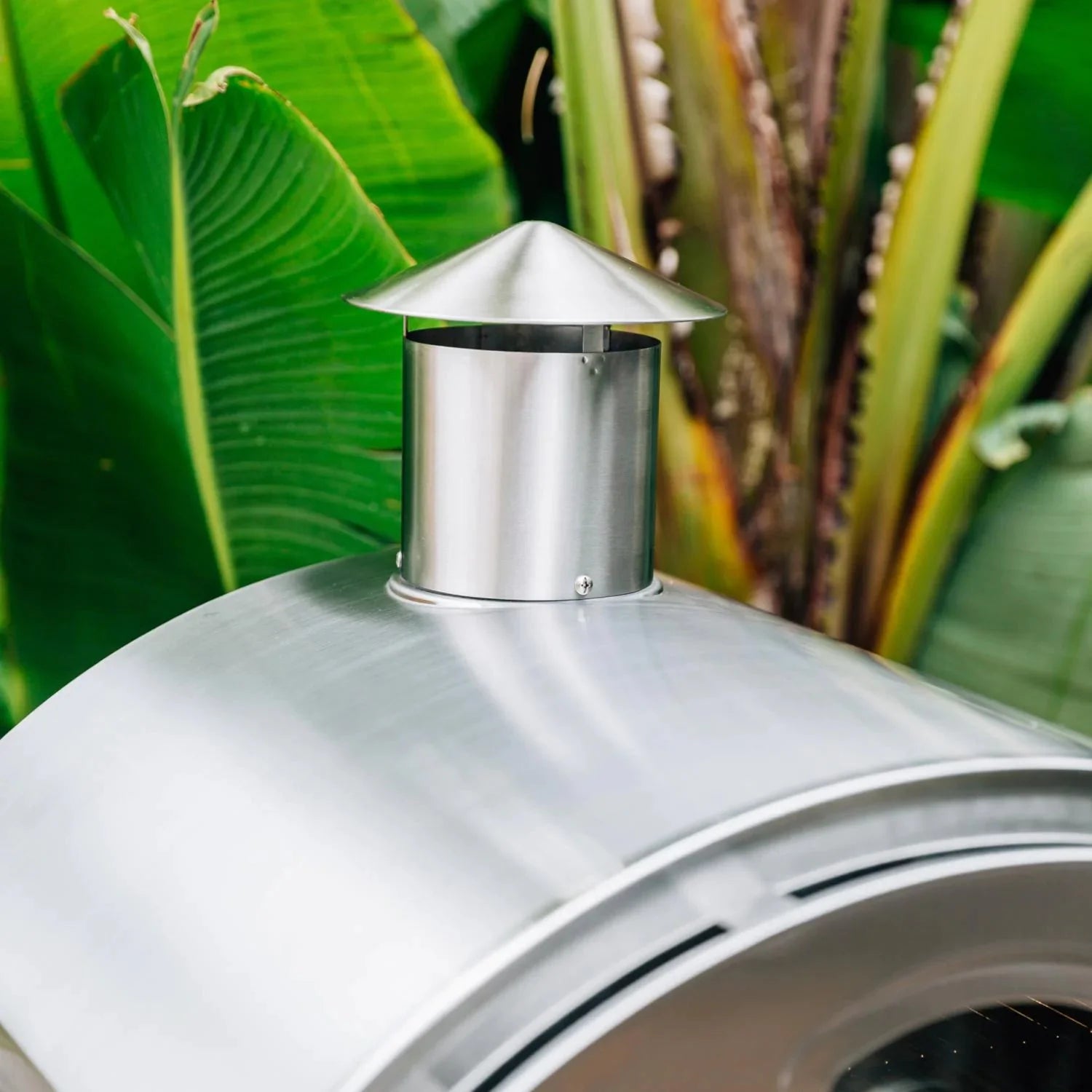 Summerset 60" Outdoor Freestanding Gas Pizza Oven [SS-OVFS-LP/NG] (SAK17543)